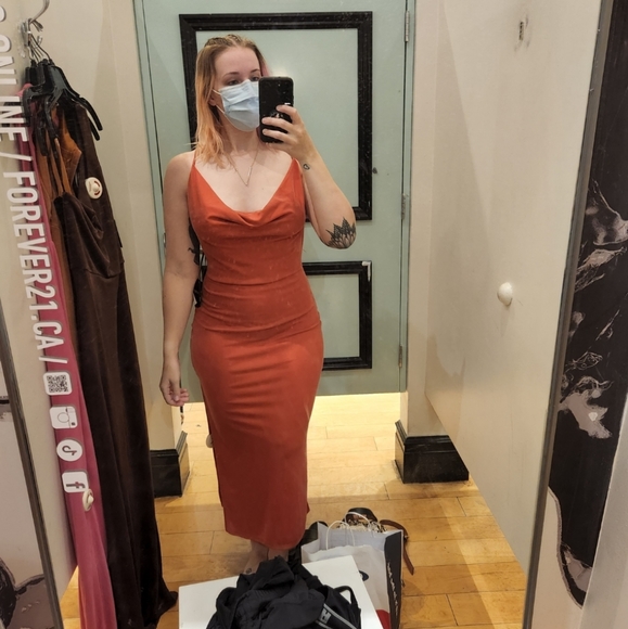 Low Back Cowl Neck Dress Forever 21 - Picture 3 of 6